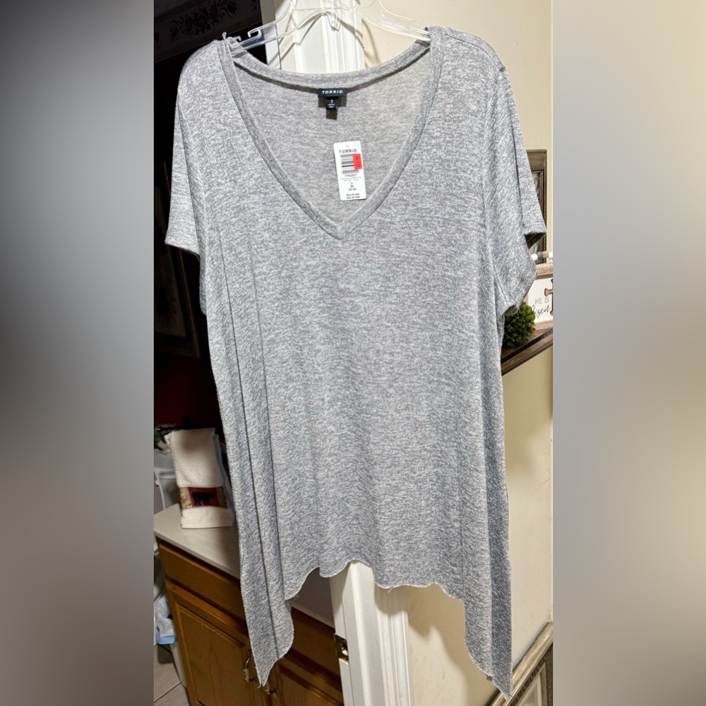 Torrid Heather Gray Short Sleeve Tee - Picture 4 of 5